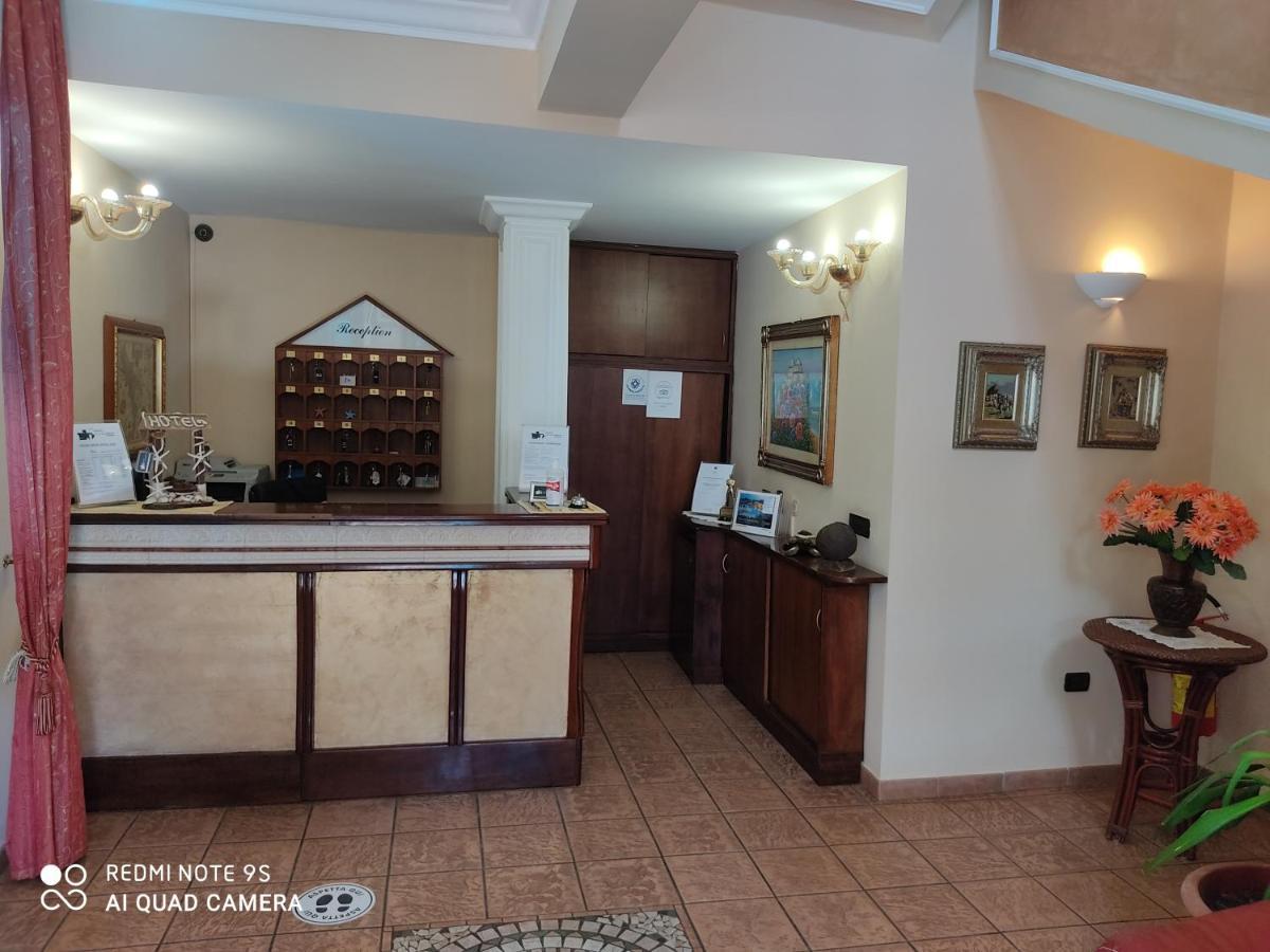 Hotel La Calabrese Isola di Capo Rizzuto Extérieur photo