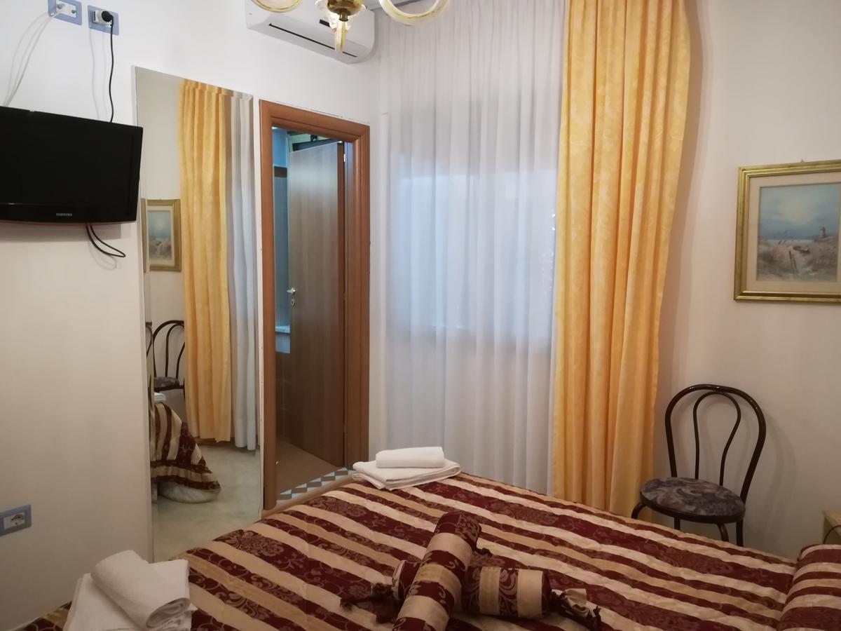 Hotel La Calabrese Isola di Capo Rizzuto Extérieur photo